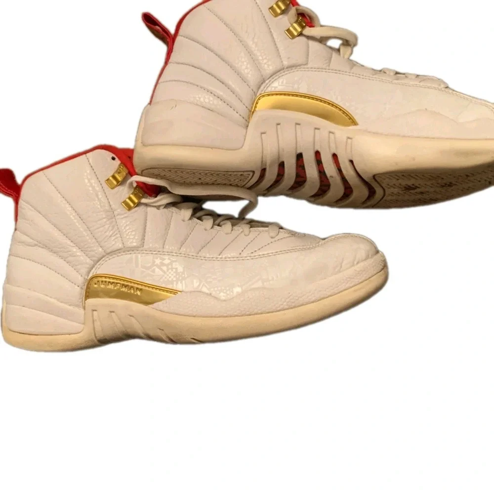 Air Jordan 12‎ FIBA Size 9 Mens Nike Retro White Red Gold 130690-107